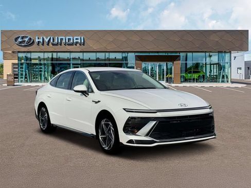 New 2026 Hyundai Sonata SEL FWD image 11