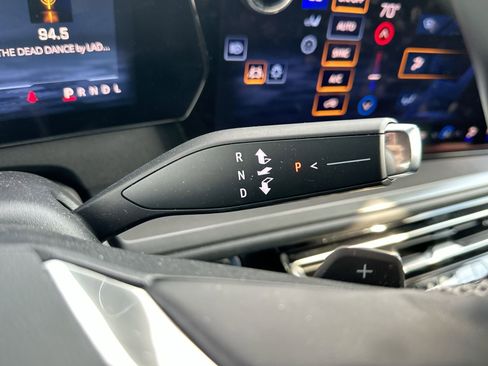 Used 2024 Chevrolet Traverse LT image 20