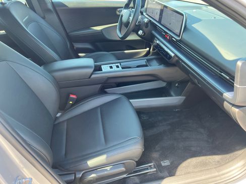 Used 2024 Hyundai Ioniq 6 SEL image 13