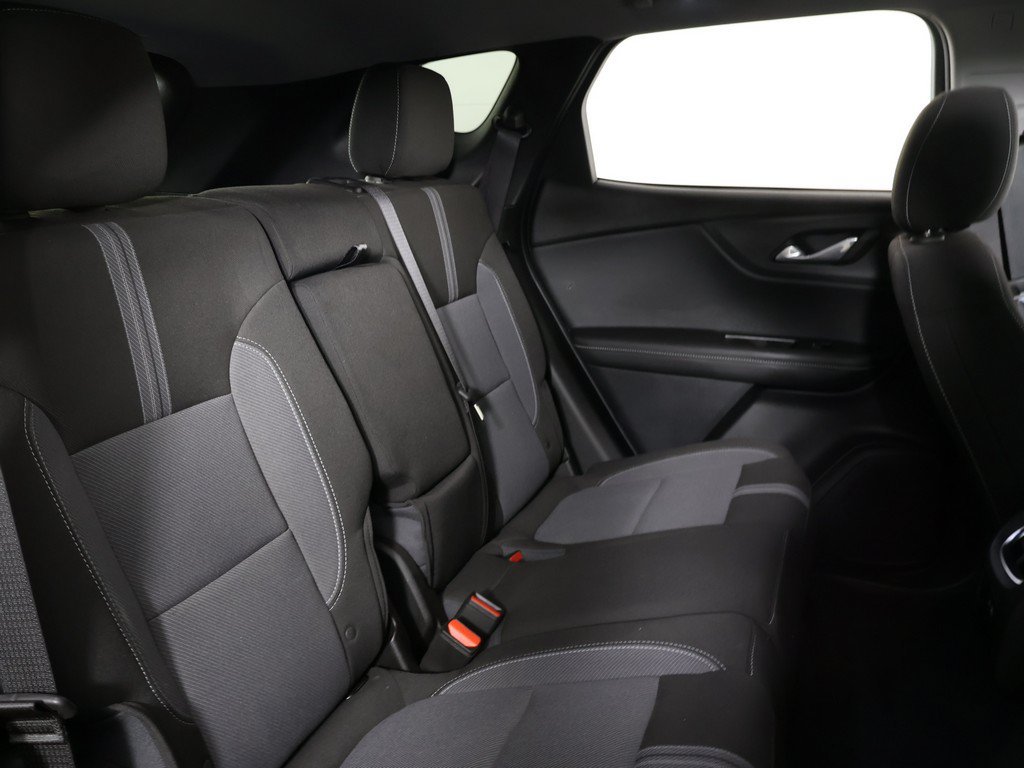 Used 2024 Chevrolet Blazer LT w/ Convenience Package FWD image 34
