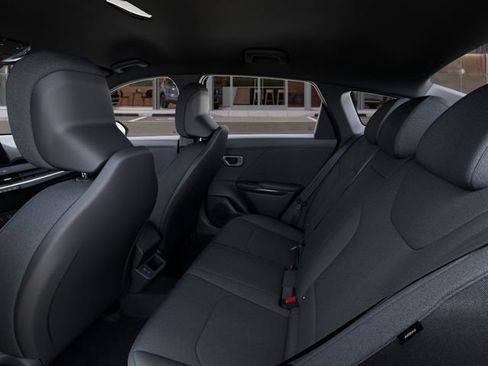 New 2026 Kia K4 FWD image 18