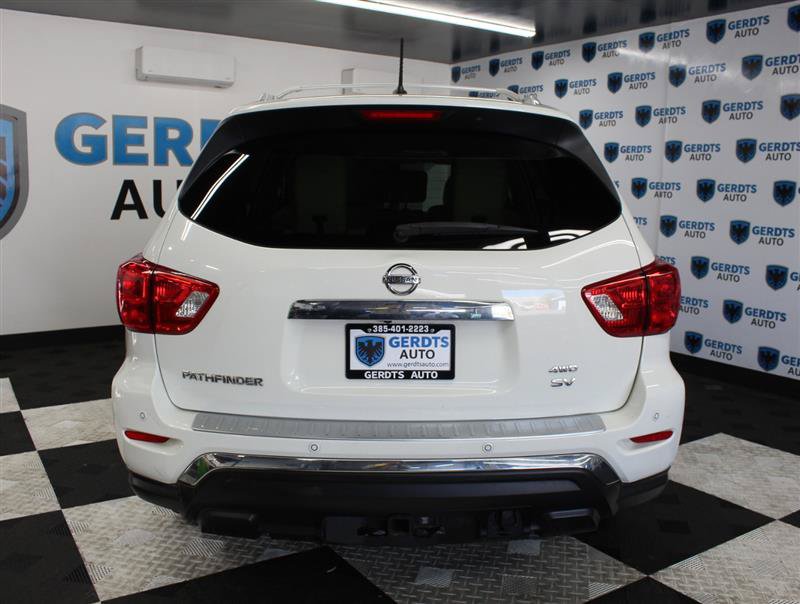 Used 2017 Nissan Pathfinder SV w/ SV Tech Package AWD/4WD image 3