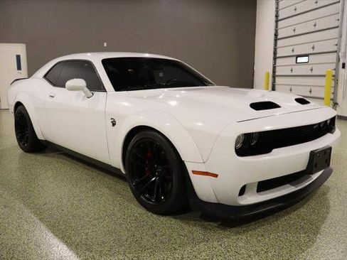 Used 2020 Dodge Challenger SRT Hellcat Redeye image 1