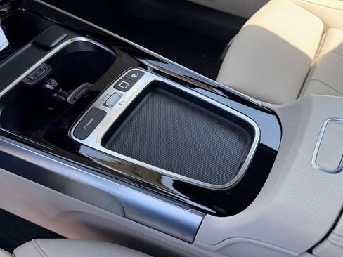 New 2025 Mercedes-Benz GLB 250 4MATIC image 25