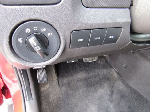 Used 2011 Ford Escape XLT w/ 203A Rapid Spec Order Code AWD/4WD image 23