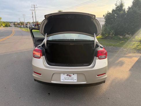 Used 2014 Chevrolet Malibu LS w/ Protection Package FWD image 18