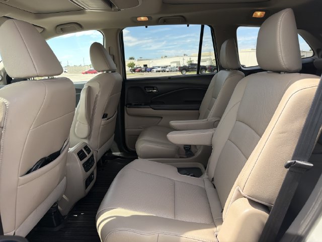 Used 2019 Honda Pilot Elite image 13