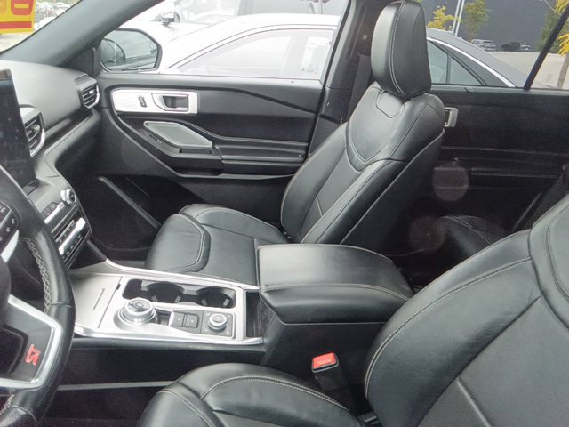 Used 2023 Ford Explorer XLT w/ Equipment Group 202A AWD/4WD image 8