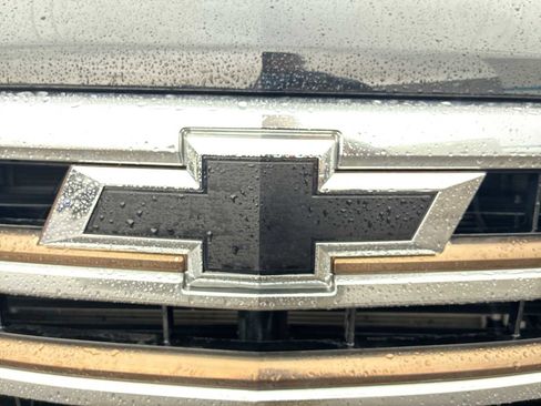 Certified 2022 Chevrolet Silverado 1500 High Country w/ Technology Package image 31