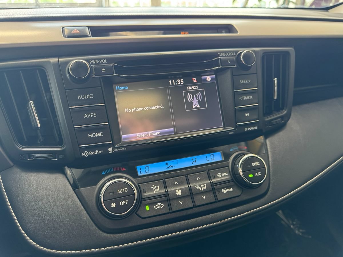 Used 2016 Toyota RAV4 XLE AWD/4WD image 25