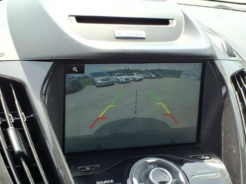 Used 2015 Ford Escape Titanium w/ Equipment Group 301A AWD/4WD image 21