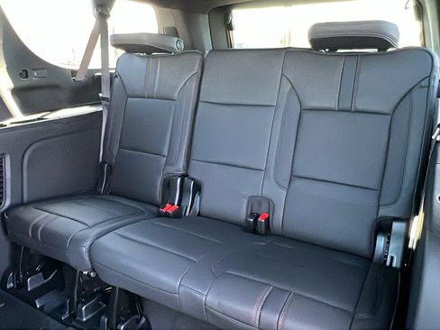 New 2026 Chevrolet Suburban RST w/ RST Capability Package image 17