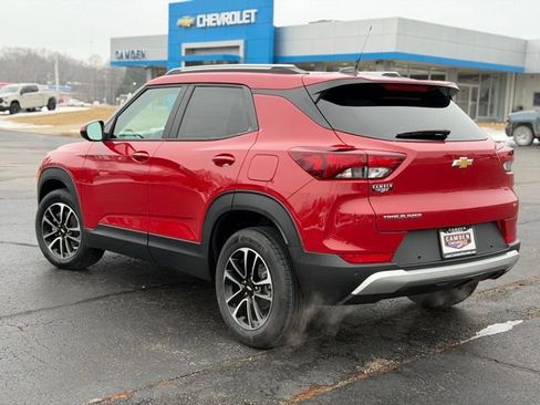New 2026 Chevrolet TrailBlazer LT w/ Convenience Package FWD image 3