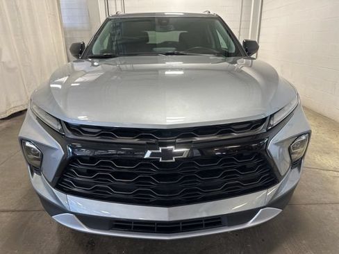 Used 2023 Chevrolet Blazer LT w/ Convenience Package FWD image 2