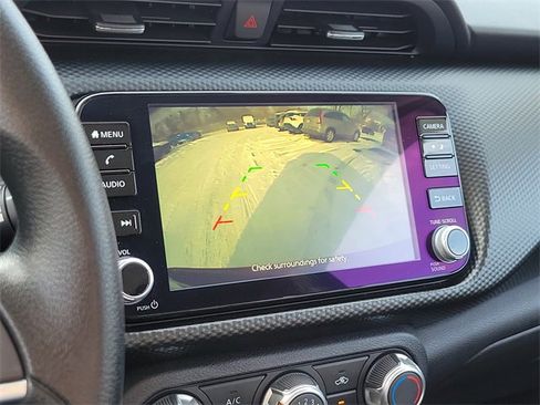 Used 2023 Nissan Kicks SV image 19