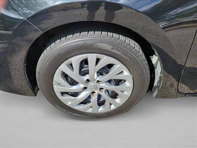 Used 2019 Toyota Corolla LE FWD image 9