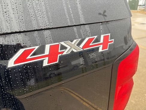 Used 2018 Chevrolet Silverado 1500 LT image 9