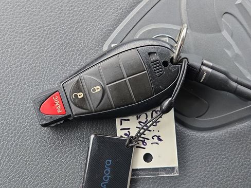 Used 2019 RAM 1500 Tradesman w/ Chrome Plus Package image 32