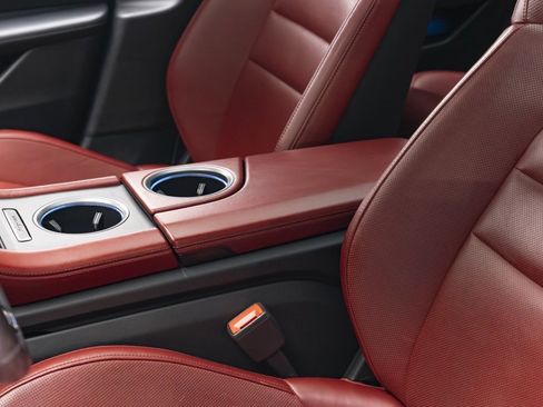 Used 2020 Porsche Taycan Turbo w/ Performance Package image 13