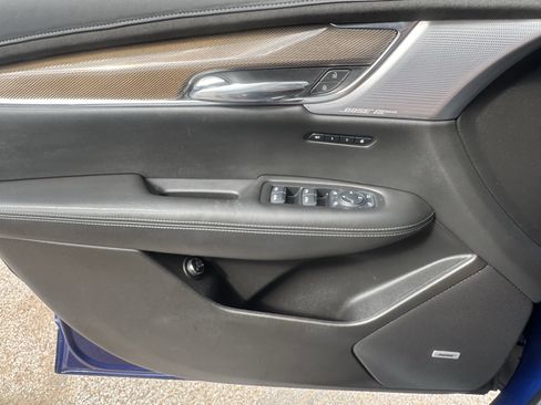 Used 2023 Cadillac XT6 Sport w/ Platinum Package image 14