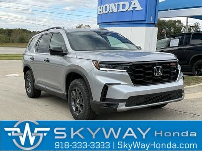 New 2025 Honda Pilot TrailSport