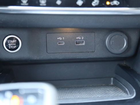 Used 2021 Nissan Rogue SV image 16