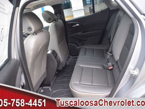 New 2026 Chevrolet Trax ACTIV w/ Sunroof Package image 18