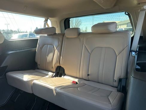 Used 2024 Ford Expedition Max Limited image 24