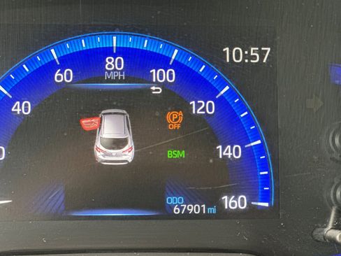 Used 2020 Toyota Corolla XSE image 22