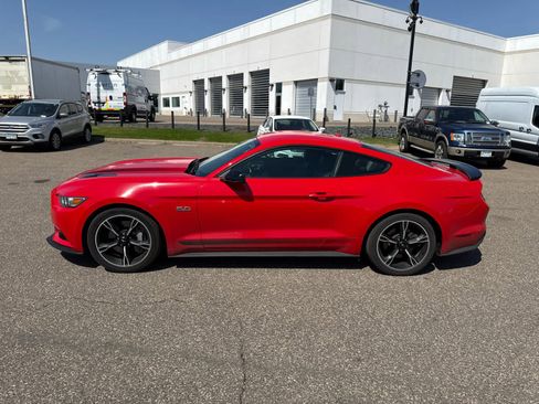 Used 2016 Ford Mustang GT Premium w/ Equipment Group 401A RWD image 4