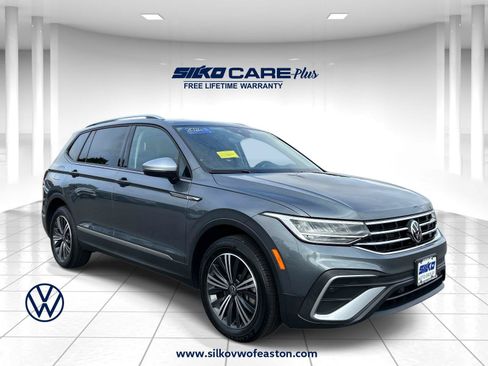 Certified 2024 Volkswagen Tiguan Wolfsburg Edition w/ Panoramic Sunroof Package AWD/4WD image 1