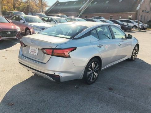 Used 2021 Nissan Altima 2.5 SV image 5