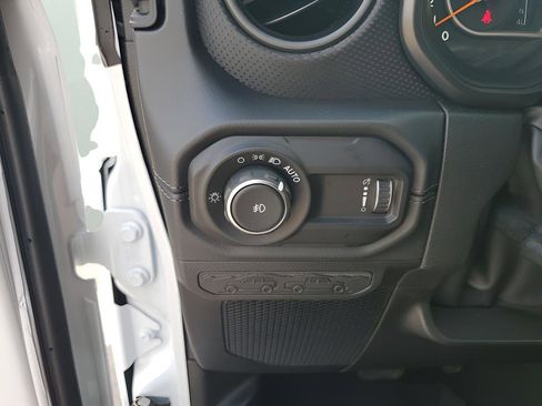 New 2026 Jeep Wrangler Rubicon w/ Technology Group image 23