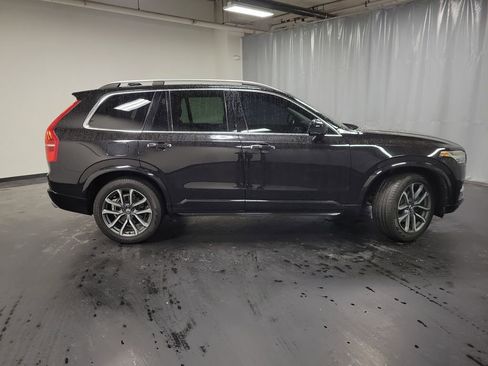Used 2016 Volvo XC90 T6 Momentum w/ Momentum Plus Package image 10