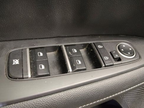 Used 2023 Kia Forte GT-Line w/ GT-Line Premium Package image 27