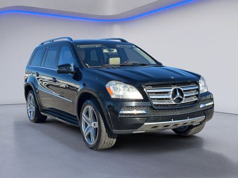 Used 2011 Mercedes-Benz GL 550 4MATIC image 8