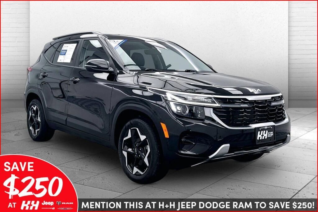 Used 2025 Kia Seltos S AWD/4WD image 1