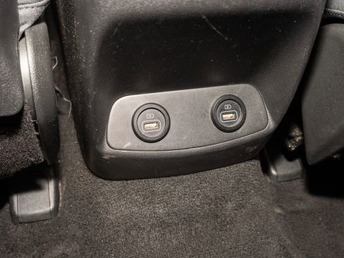 Used 2023 Hyundai Santa Fe SEL image 8