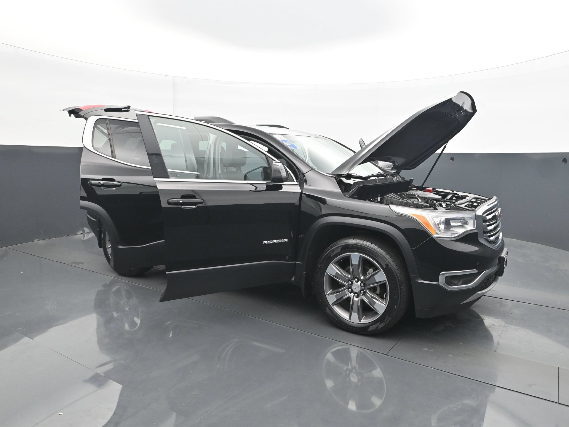 Used 2019 GMC Acadia SLT AWD/4WD image 40