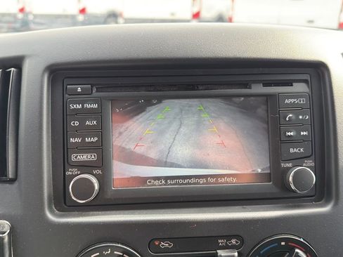 Used 2017 Nissan NV200 SV w/ Technology Package image 23