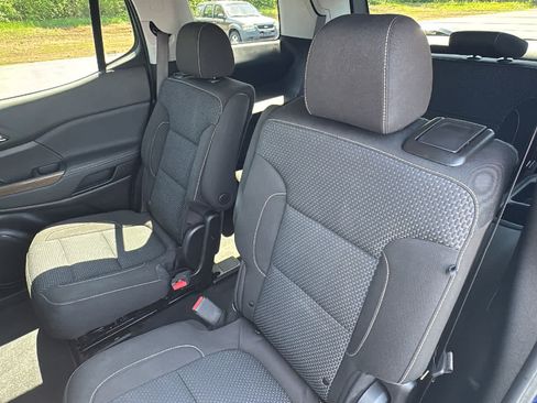 Used 2023 GMC Acadia SLE w/ Driver Convenience Package AWD/4WD image 28