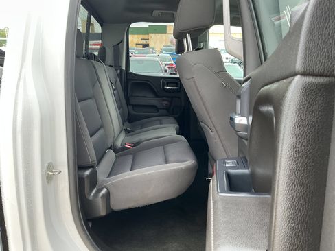 Used 2017 GMC Sierra 1500 SLE w/ SLE Value Package AWD/4WD image 28