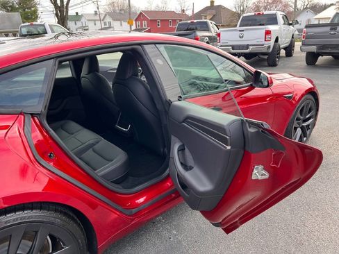 Used 2023 Tesla Model S Plaid image 22