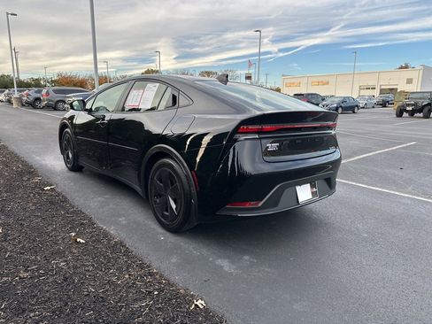 Certified 2024 Toyota Prius LE image 5