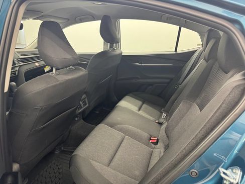 Used 2026 Toyota Camry LE w/ Convenience Package FWD image 10