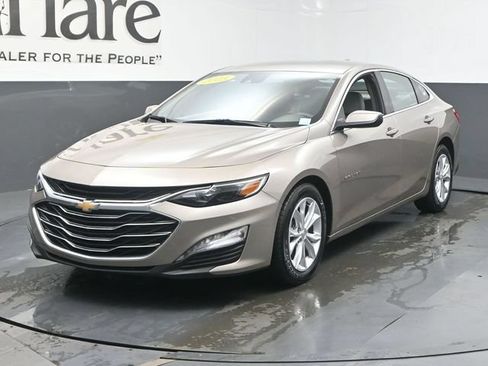 Used 2025 Chevrolet Malibu LT FWD image 33