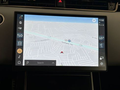 Certified 2026 Land Rover Range Rover Evoque Dynamic SE image 27