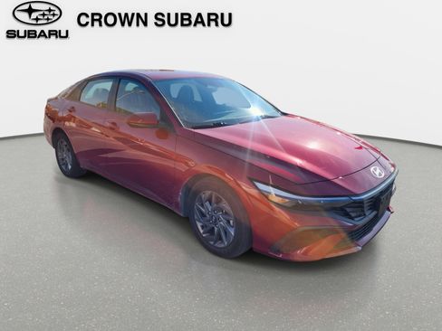 Used 2024 Hyundai Elantra SEL image 7