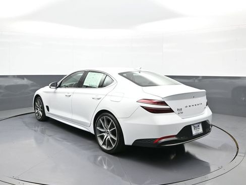 Used 2023 Genesis G70 2.0T AWD/4WD image 8