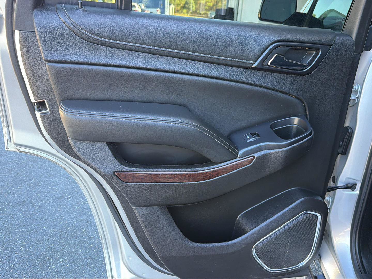 Used 2017 GMC Yukon SLT RWD image 20